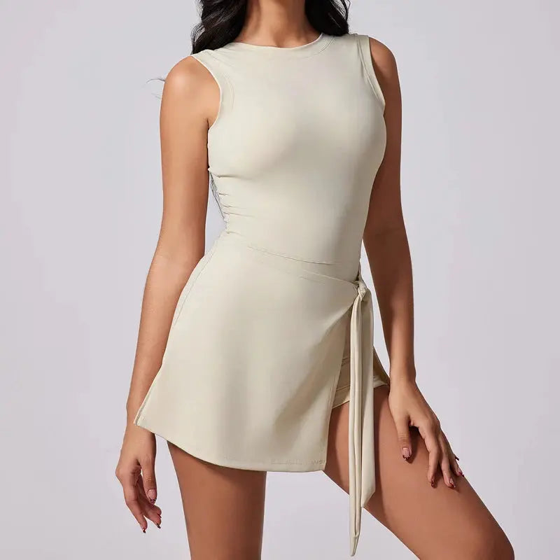 Tennis Dress with Boat Neck - Mirèlle